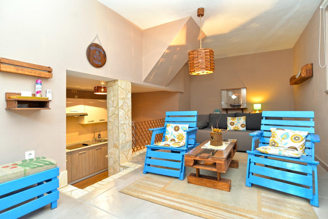 Apartments Chiara 877 Pula Bagian luar foto